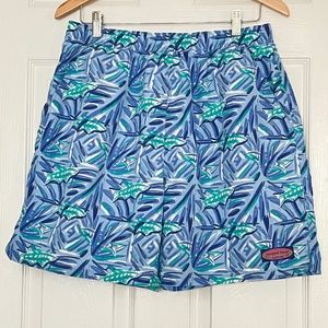 Vineyard Vines Batik Fish Chappy Swim Shorts Sz M NWOT